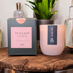 Ke Ola Nani , La Vie Est Belle Inspired Candle