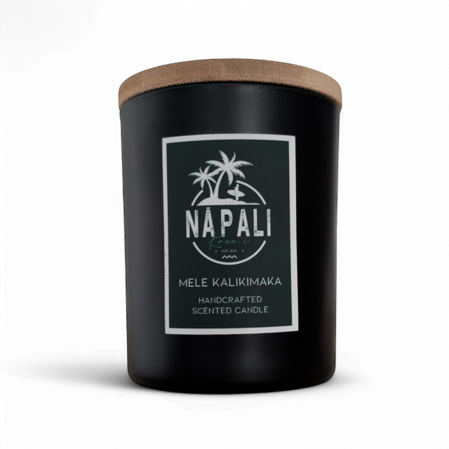 Mele Kalikimaka  | Cinnamon · Bergamot · Pine