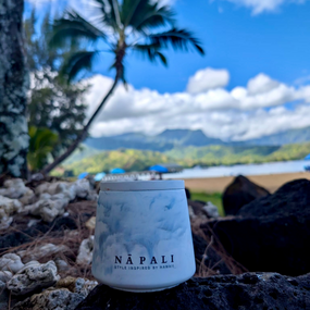 Waikiki | Coconut · Pineapple · Pink Grapefruit · Vanilla | Nāpali Hawaiian Candle