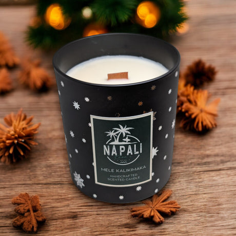 Mele Kalikimaka |  Cinnamon · Bergamot · Pine